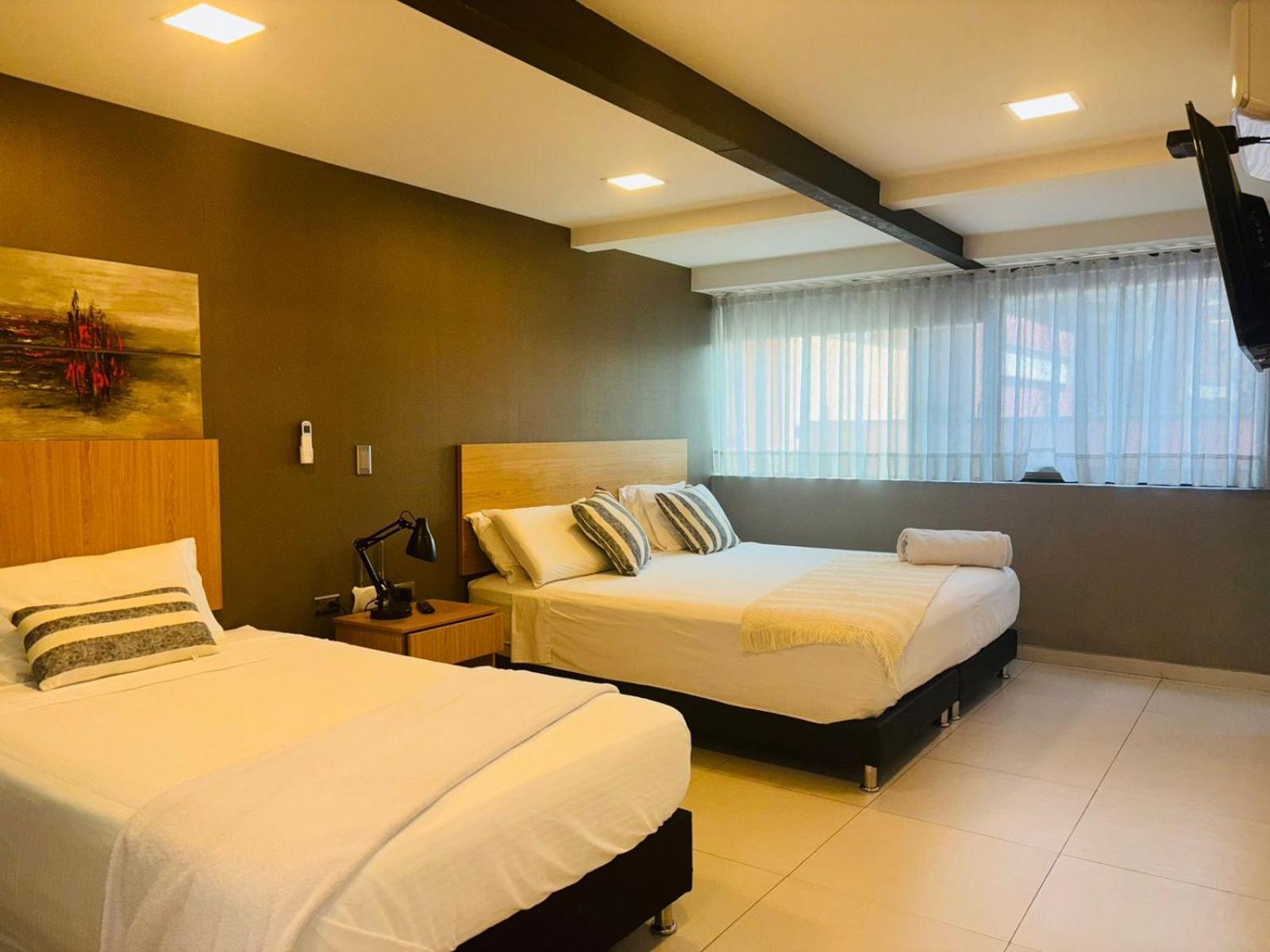 Hotel Bambu Milla De Oro Medellín Exterior foto